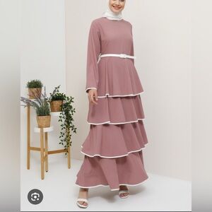 Tavin women’s Maxi  Elegant‎ Pink Layered Dress size 4